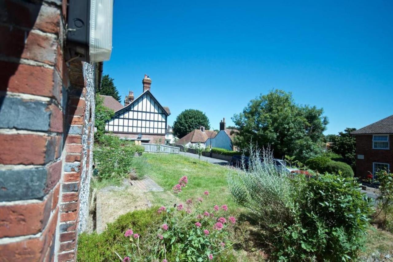 Wish Cottage Ratton Exteriér fotografie